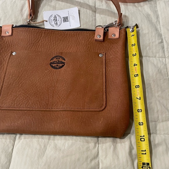 Mountain View and Mercantile Leather Works Purse - Picture 6 of 6